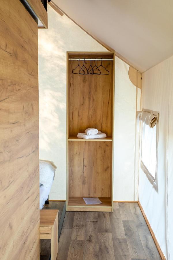 Hotel Glamping Pod Gwiazdami Pietrusza Wola Exterior foto