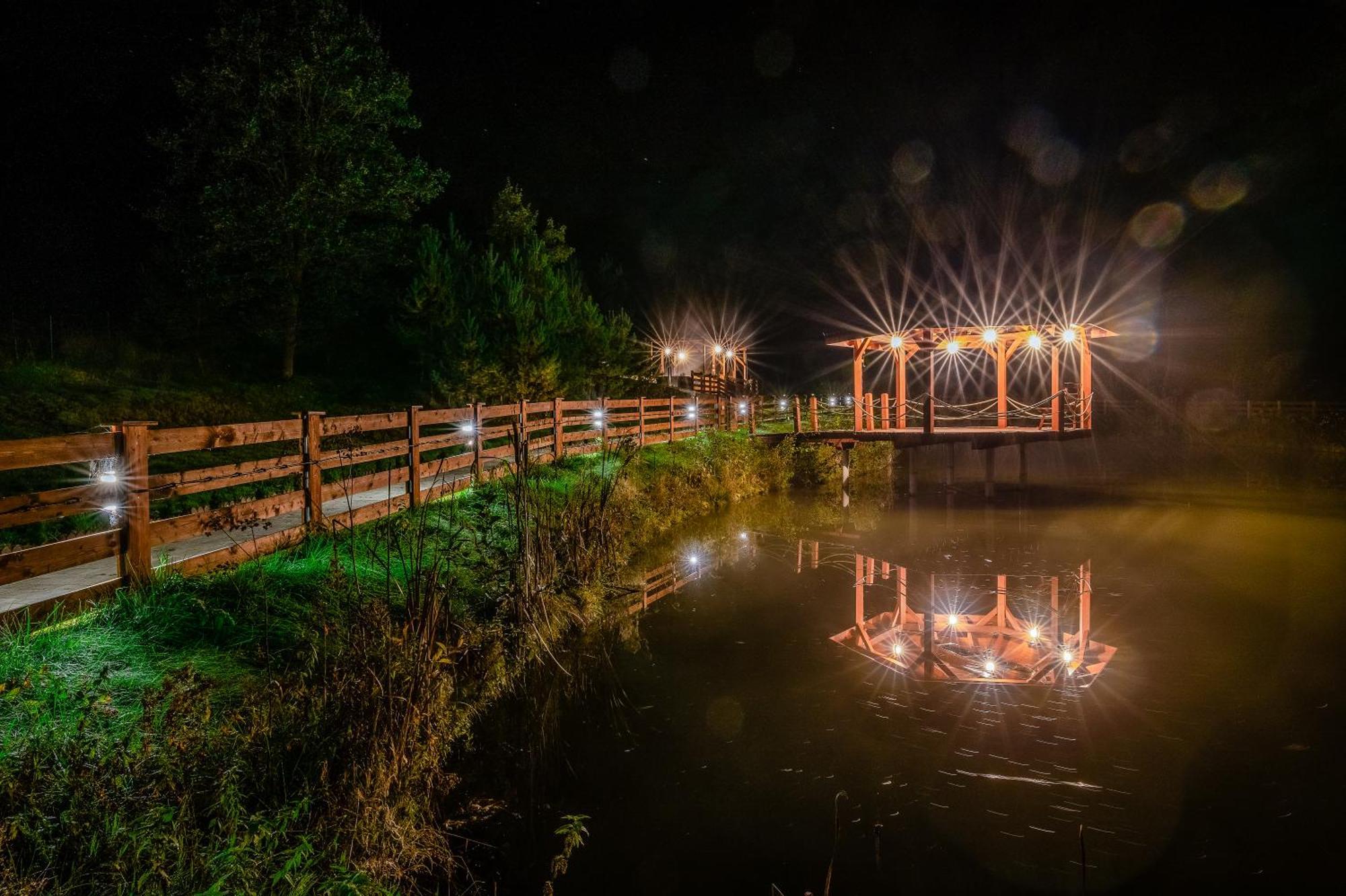 Hotel Glamping Pod Gwiazdami Pietrusza Wola Exterior foto
