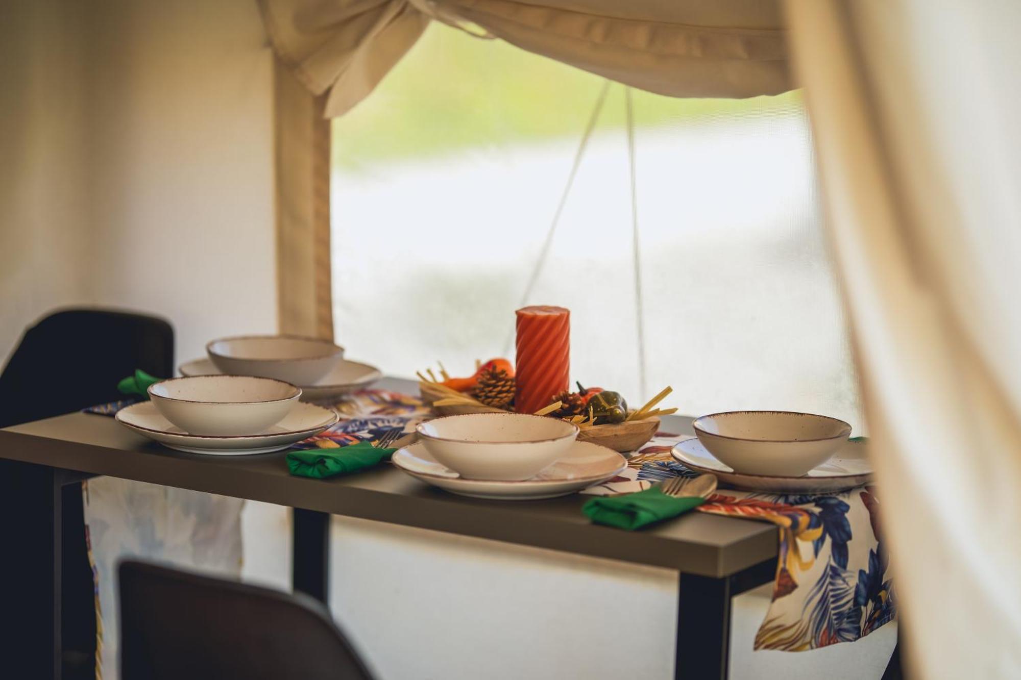 Hotel Glamping Pod Gwiazdami Pietrusza Wola Exterior foto